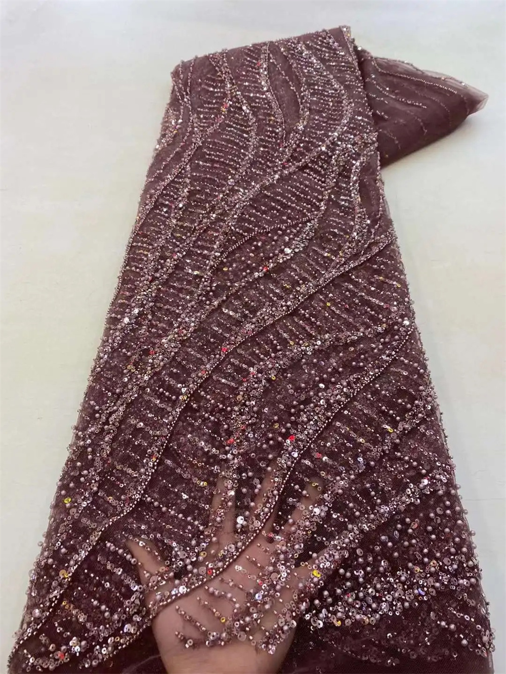 African Sequins Beaded Groom L - Glitter Tablecloth reseña y precio