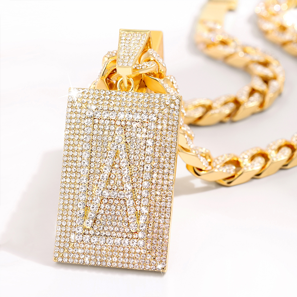 Initial Name Pendant Necklace  - Event Z reseña y precio